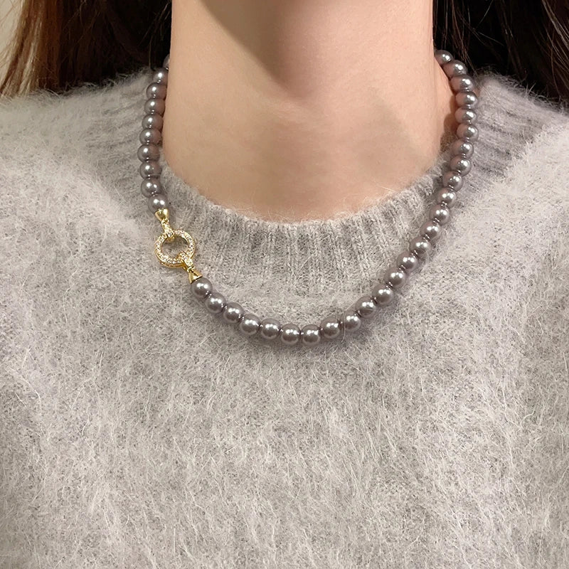 Collier Élégant en Perles – Fermoir Rond Raffiné, Bijou Féminin et Tendance