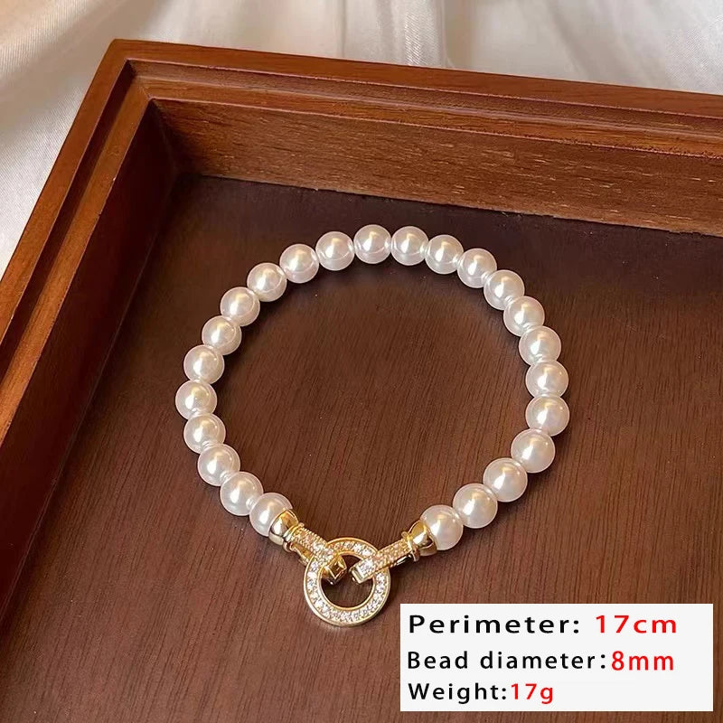 Collier Élégant en Perles – Fermoir Rond Raffiné, Bijou Féminin et Tendance