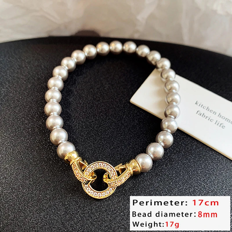 Collier Élégant en Perles – Fermoir Rond Raffiné, Bijou Féminin et Tendance